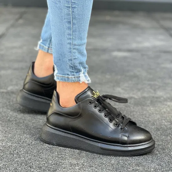 Chaussures de sport à semelle haute couronnées pour hommes et femmes en tout noir, streetwear urbain décontracté, chaussures décontractées faites à la main, qualité supérieure, tendance, offre de gros 2023